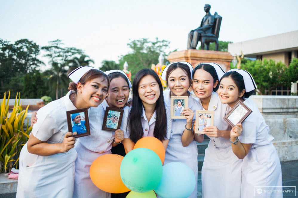 หลักสูตรพยาบาลศาสตรบัณฑิต (ห้องเรียนภาษาอังกฤษ)