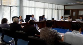 ประชุมคณะกรรมการสภาวิทยาเขตสุราษฎร์ธานี ครั้งที่ 4(1/2557) 
