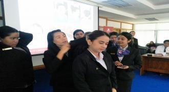  หลักสูตรภาษา การสื่อสารและธุรกิจ คณะศิลปศาสตร์และวิทยาการจัดการ ม.อ.สุราษฎร์ธานีจัดโครงการ ผูกไท ใส่เน็ต Get Ready