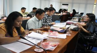  วิทยาเขตสุราษฎร์ธานี  จัดโครงการเตรียมความพร้อมรับการประเมินคุณภาพการศึกษาทั้งภายในและภายนอก 