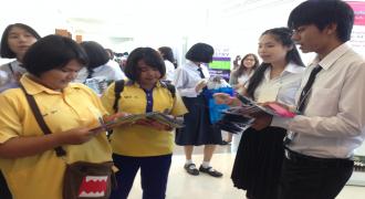 วิทยาเขตสุราษฎร์ธานี เข้าร่วมประชาสัมพันธ์หลักสูตรในงานนิทรรศการตลาดนัดหลักสูตรอุดมศึกษา ครั้งที่18 