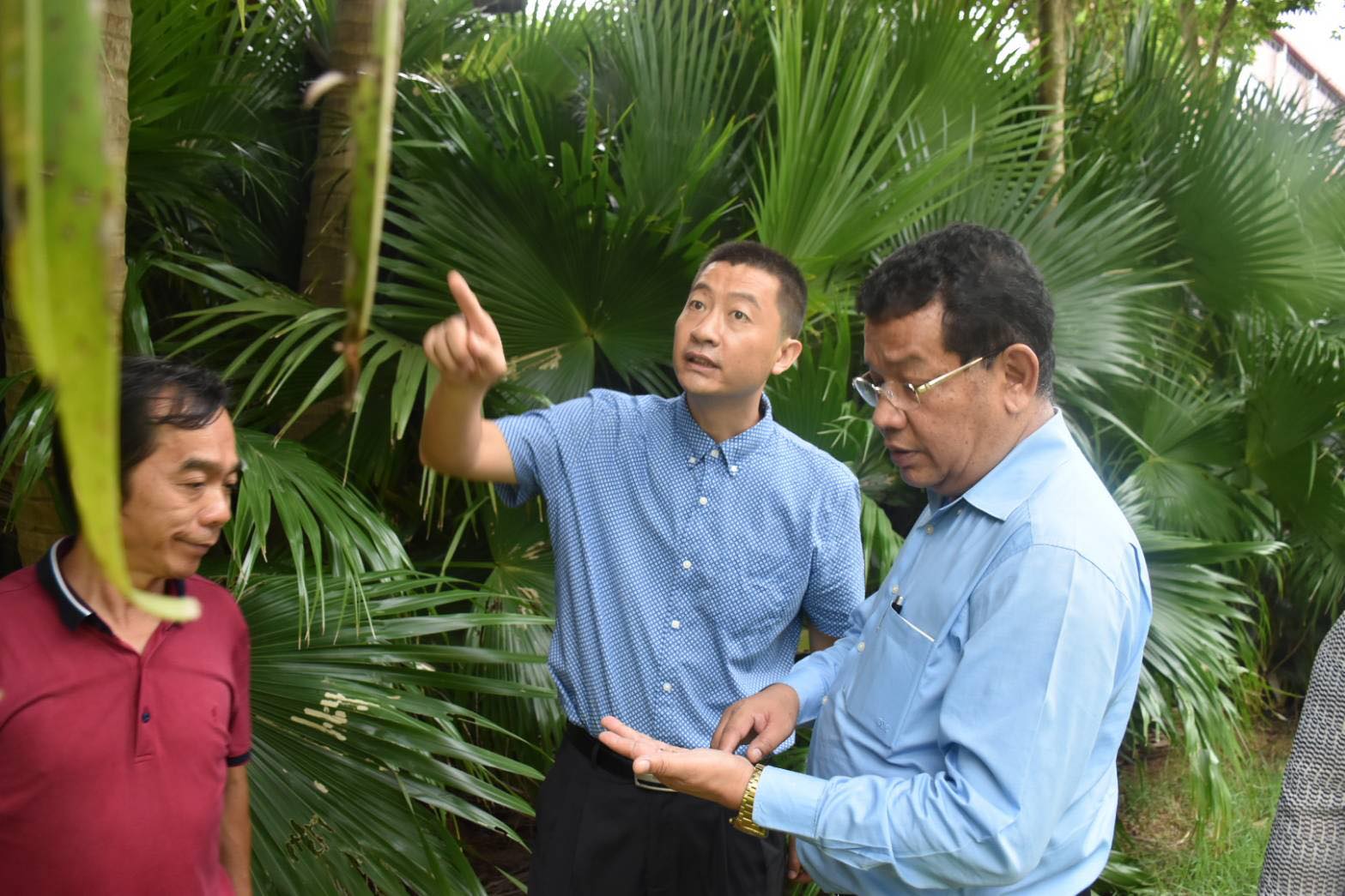 เยี่ยมชม Academy of Tropical Sciences Environmental and Plant Protection Institutes