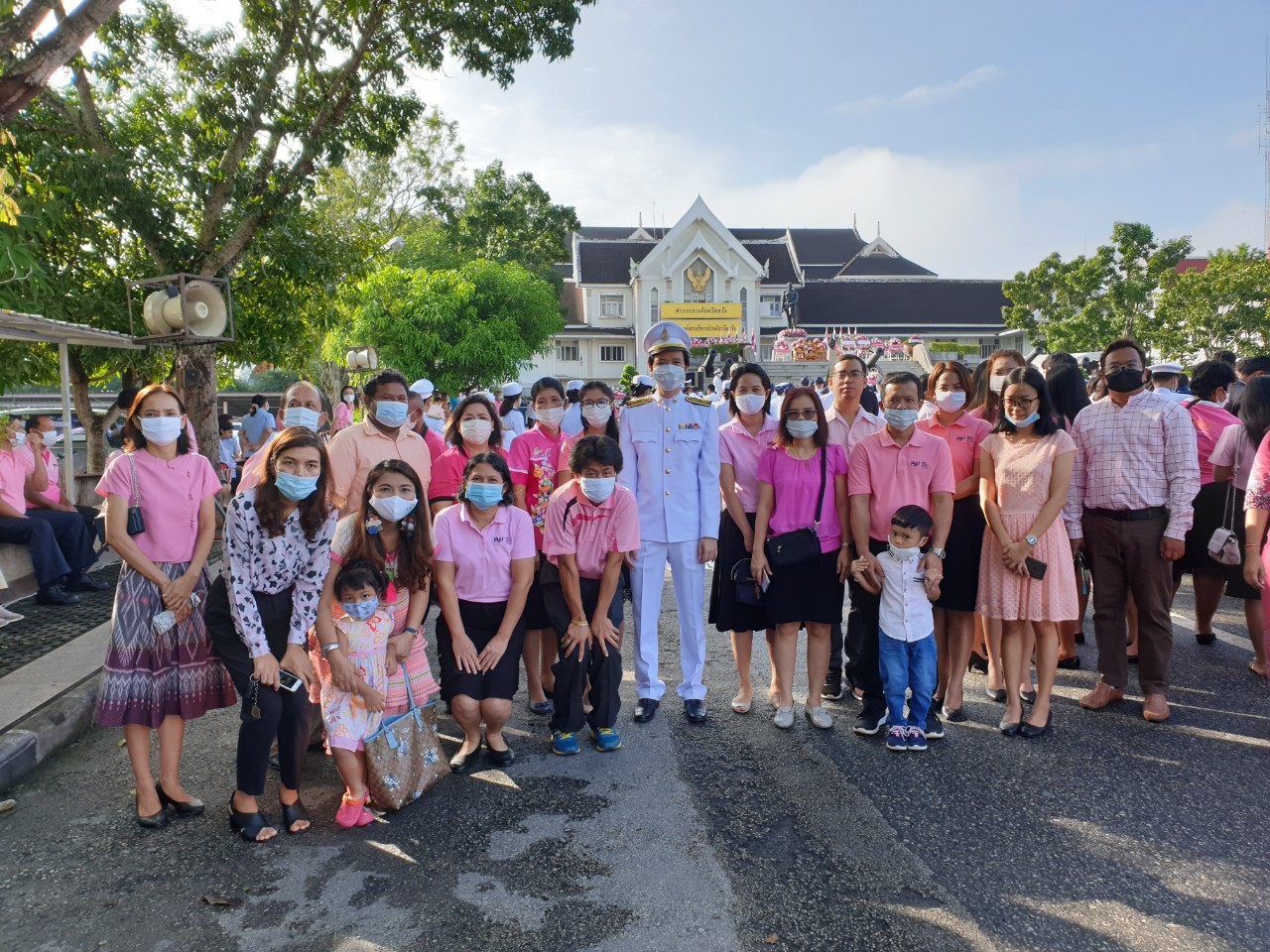 Read more about the article ม.อ.ตรัง ร่วมวางพวงมาลาน้อมรำลึกฯ รัชกาลที่ 5  เนื่องในวันปิยมหาราช ประจำปี 2563