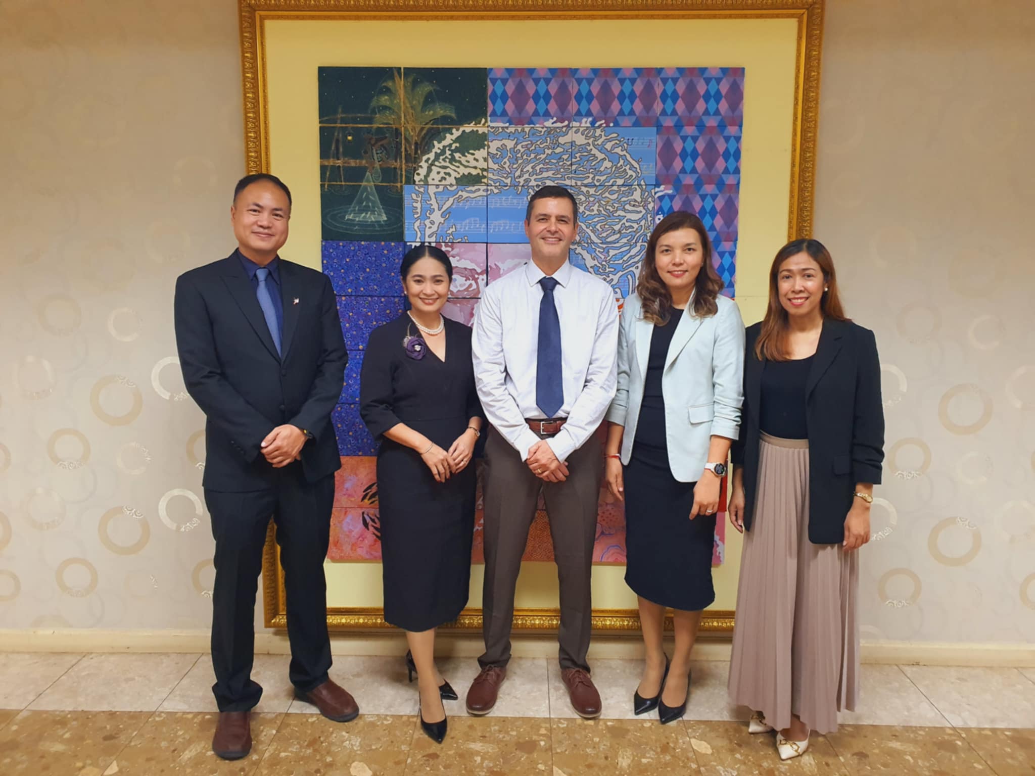 Read more about the article มหาวิทยาลัยสงขลานครินทร์ วิทยาเขตตรัง ต้อนรับ อาจารย์แกร์เร็ต ครอมเวล อาจารย์ภายใต้โครงการ English Language Fellow และผู้เชี่ยวชาญสำนักงานฝ่ายโปรแกรมการเรียนการสอนภาษาอังกฤษสถานเอกอัครราชทูตสหรัฐอเมริกา ประจำประเทศไทย