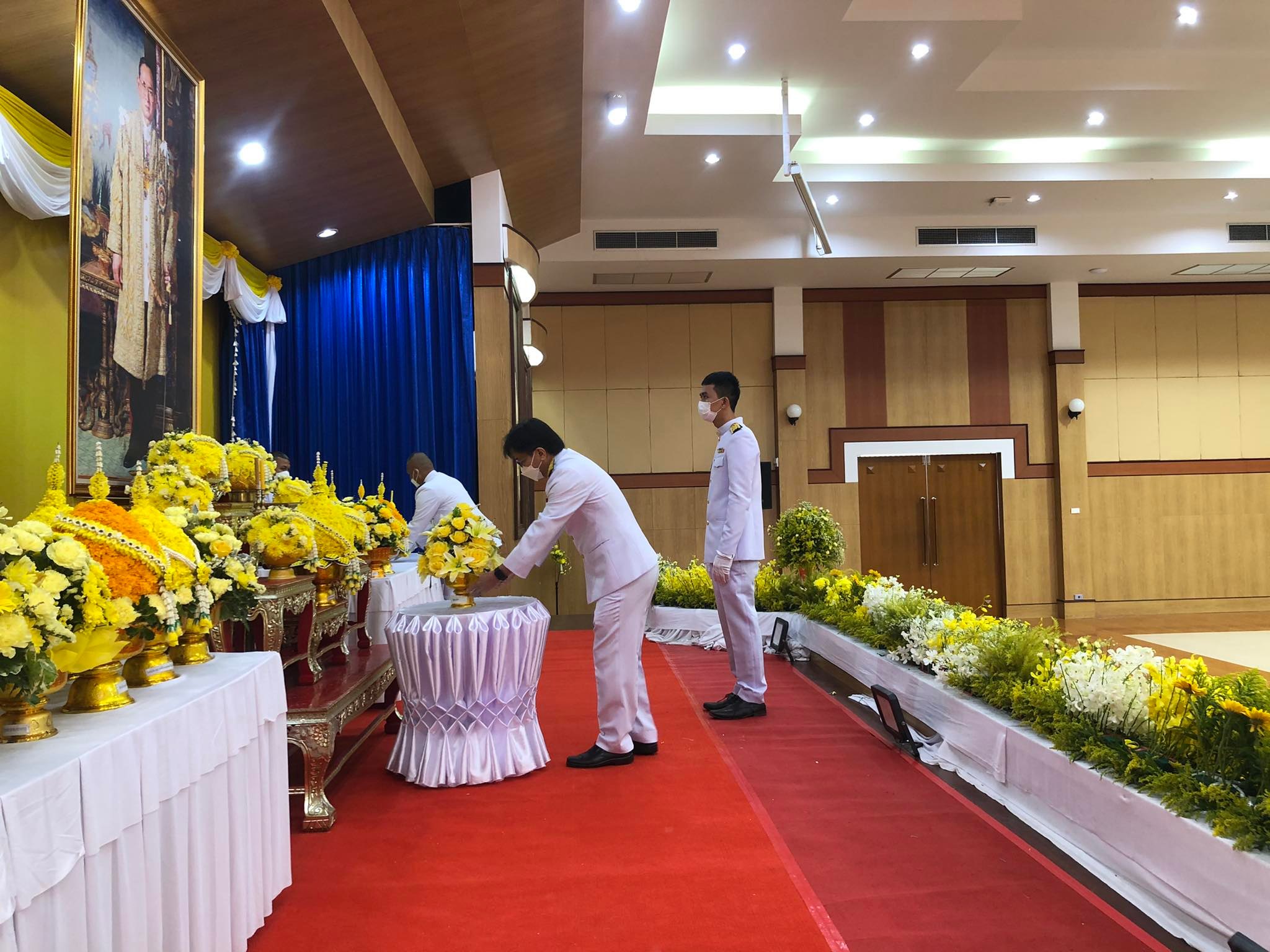 You are currently viewing ม.อ.ตรัง ร่วมกิจกรรมน้อมรำลึกฯ ในหลวง ร.9 วันชาติ และวันพ่อแห่งชาติ ประจำปี 2564