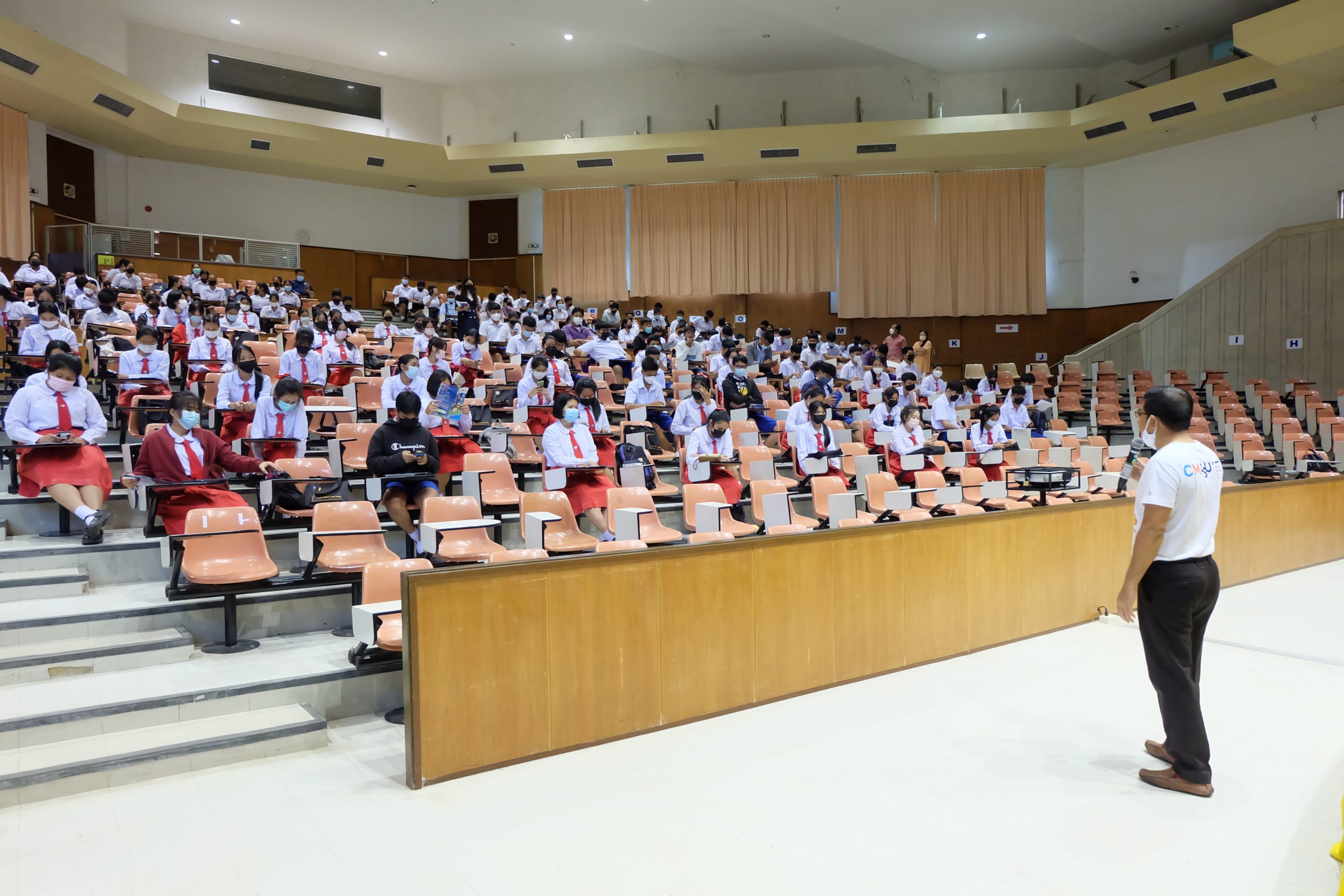 Read more about the article คณะพาณิชยศาสตร์ฯ ม.อ.ตรัง จัดโครงการอบรมจัดทำ Portfolio ให้นักเรียน ม.ปลาย ใน จ.ตรัง ครั้งที่ 2 ประจำปีการศึกษา 2566