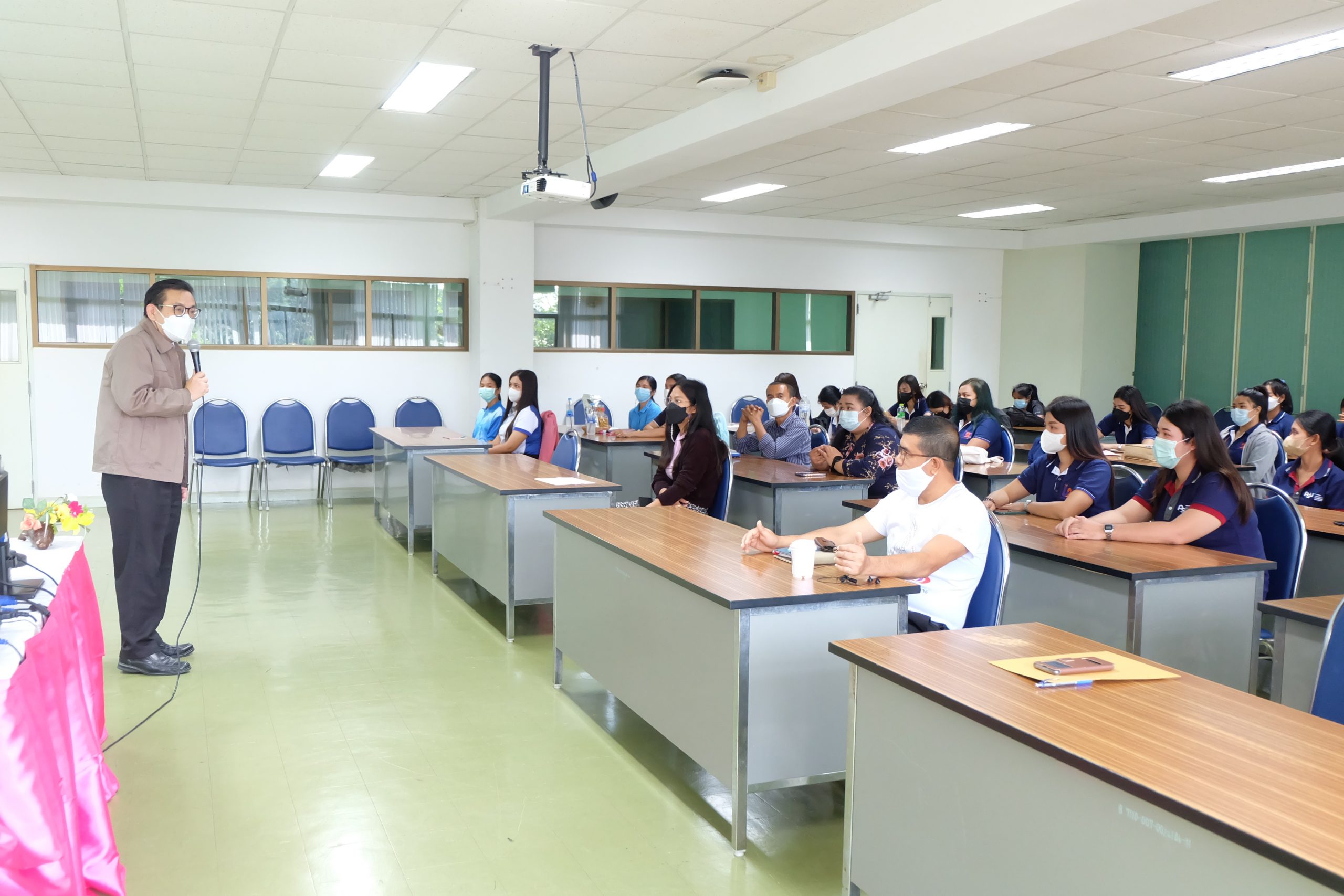 Read more about the article 8 ตำบล โครงการ U2T for BCG คณะพาณิชยศาสตร์ฯ ม.อ.ตรัง จัดเวทีแลกเปลี่ยนเรียนรู้ และ Workshop การดำเนินงาน