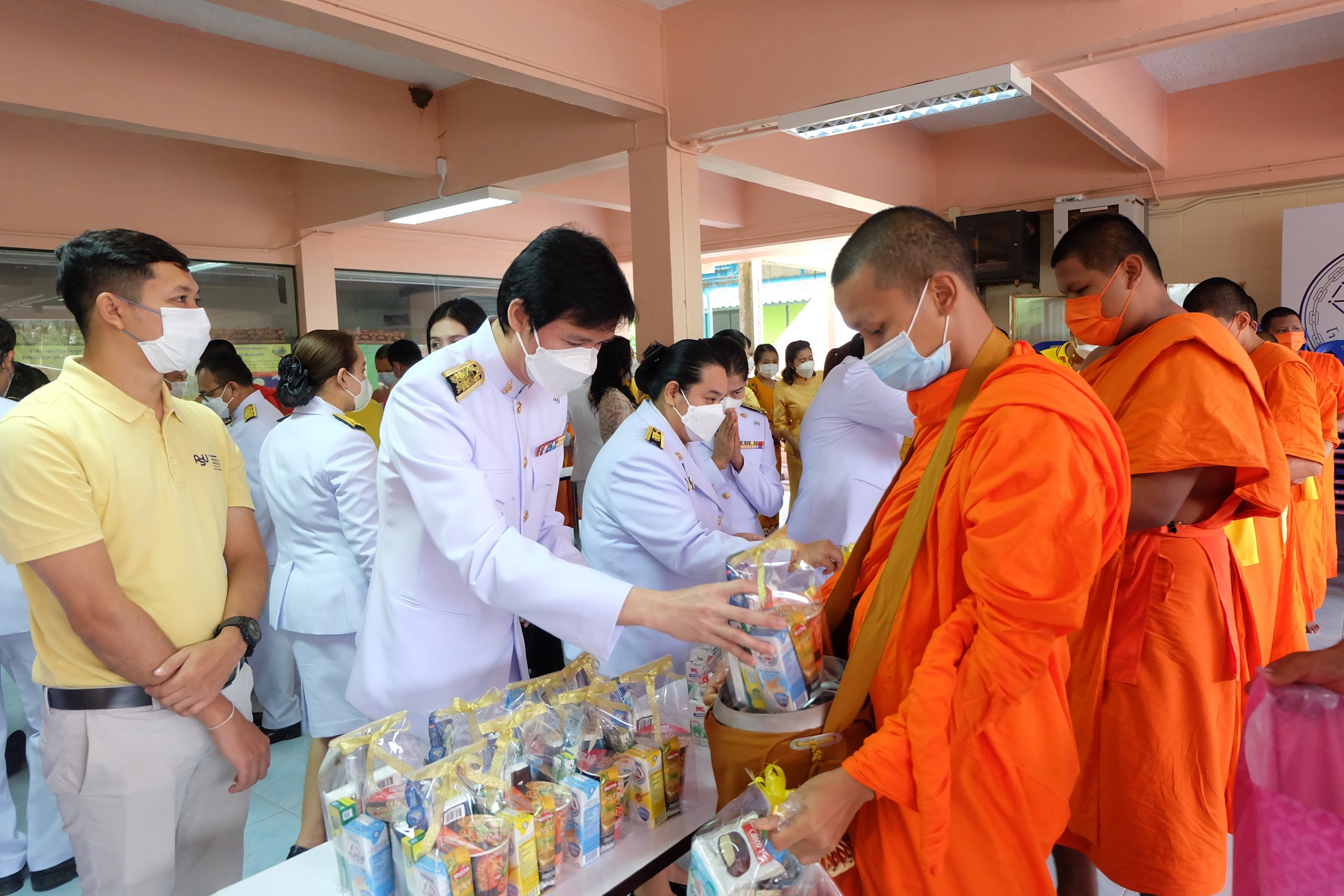 Read more about the article ม.อ.ตรัง ร่วมกิจกรรมเฉลิมพระเกียรติพระบาทสมเด็จพระเจ้าอยู่หัว เนื่องในโอกาสวันเฉลิมพระชนมพรรษา 28 กรกฎาคม 2565