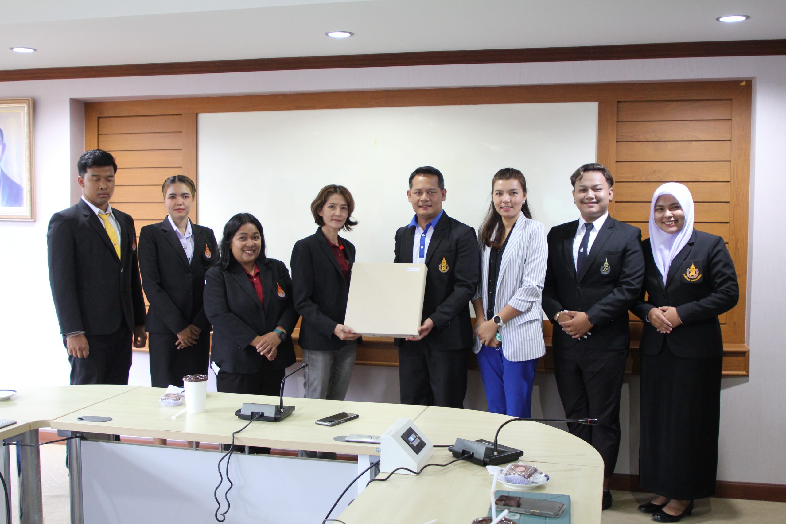 Read more about the article ม.อ.ตรัง ให้การต้อนรับ คณะวิศวกรรมศาสตร์และเทคโนโลยี มทร.ตรัง ดูงานด้านกิจกรรมนักศึกษา