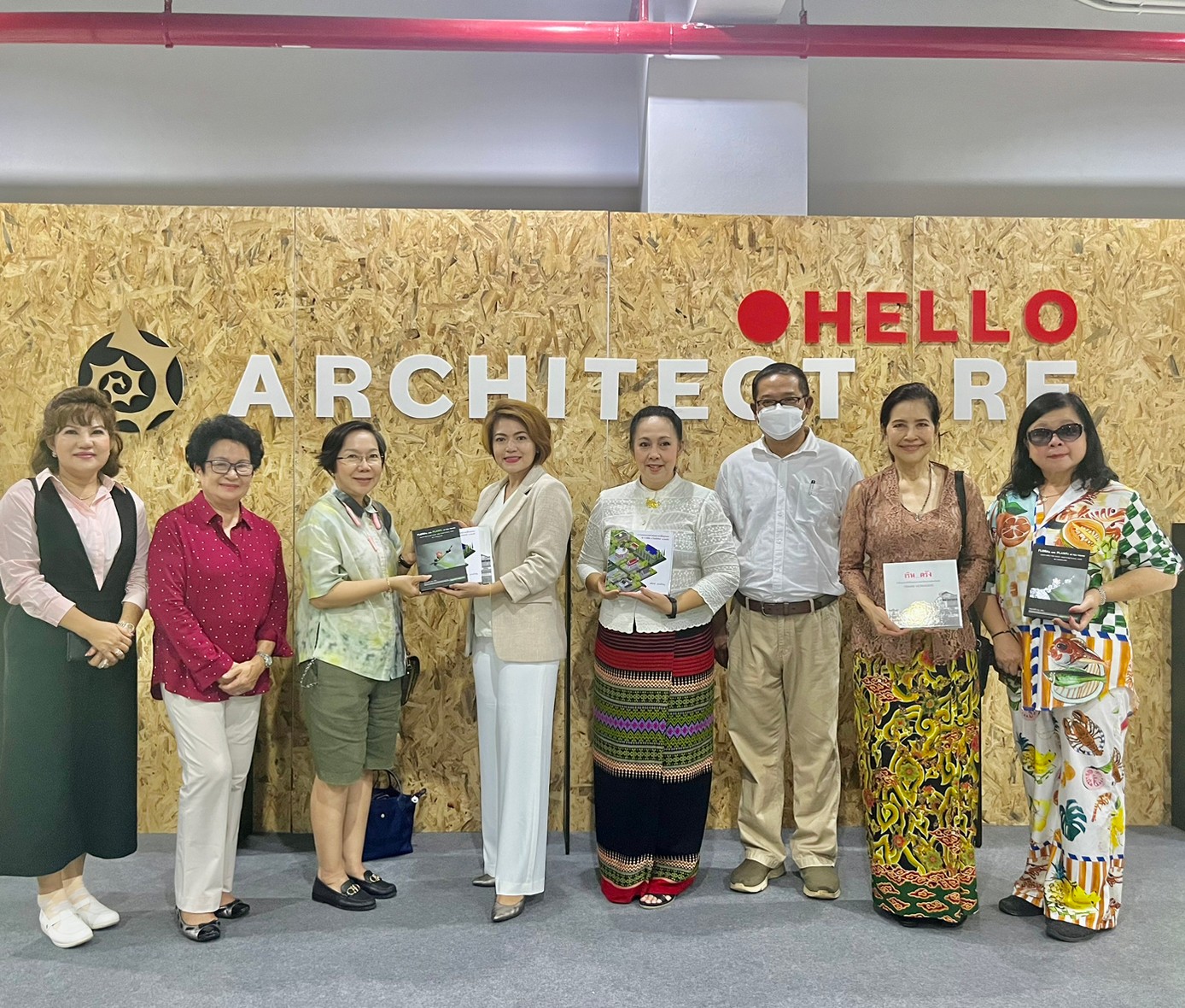 Read more about the article ประธานสมาคมแม่บ้านทหารบก สาขา ทภ.4 – สโมสรโรตารีกรุงเทพ สยามมินทร์ เยี่ยมชม ศูนย์ PSU-UDC ตรัง