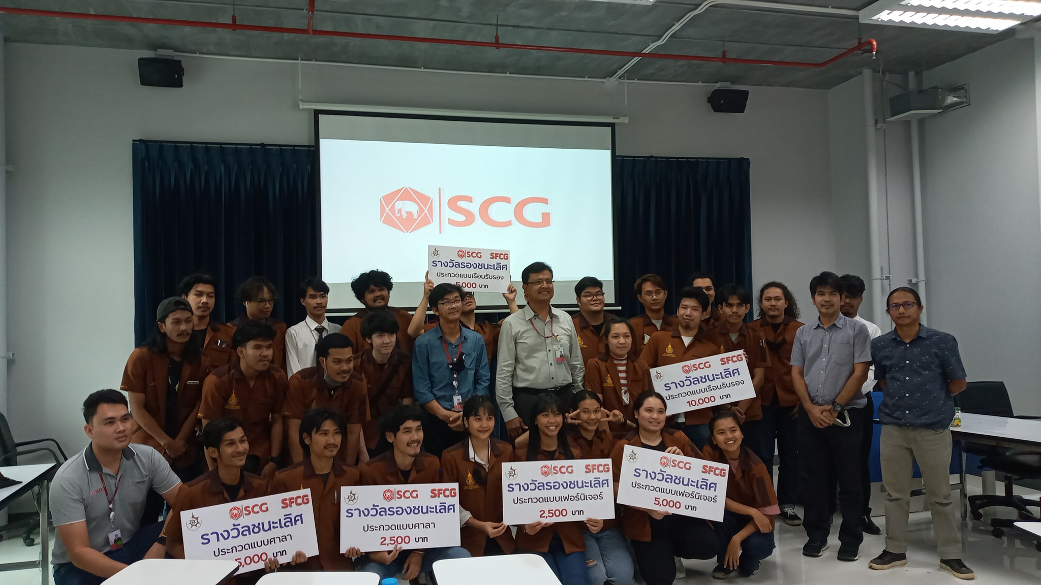 Read more about the article สถาปัตย์ ม.อ.ตรัง คว้ารางวัลประกวดออกแบบ Renovate เรือนรับรองและออกแบบการสร้างมูลค่าเพิ่ม จาก บ.SFCG